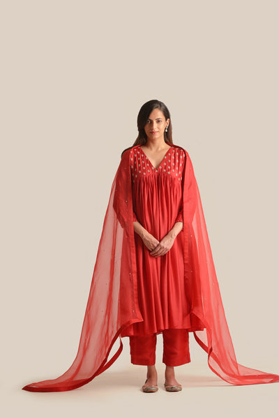 Aiza Red Kurta Set