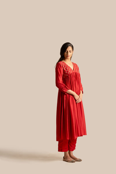 Aiza Red Kurta Set