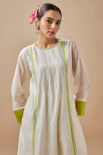 Ishvari Kurta Set