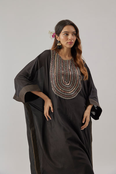 Falak Kaftan Set