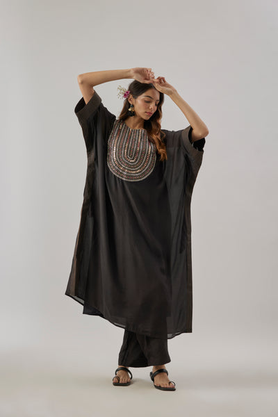Falak Kaftan Set
