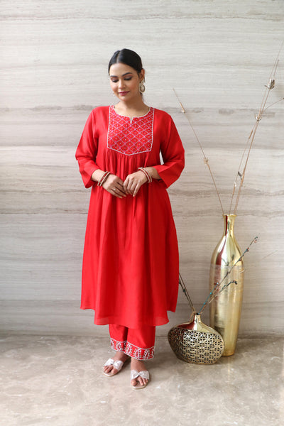 Naveli Kurta Set