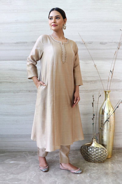 Saleti Kurta Set